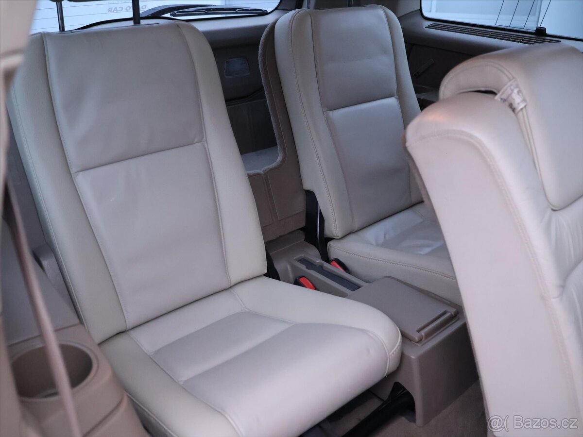 Volvo XC90 2,4 D5 147kW AWD KINETIC (2013) - 6