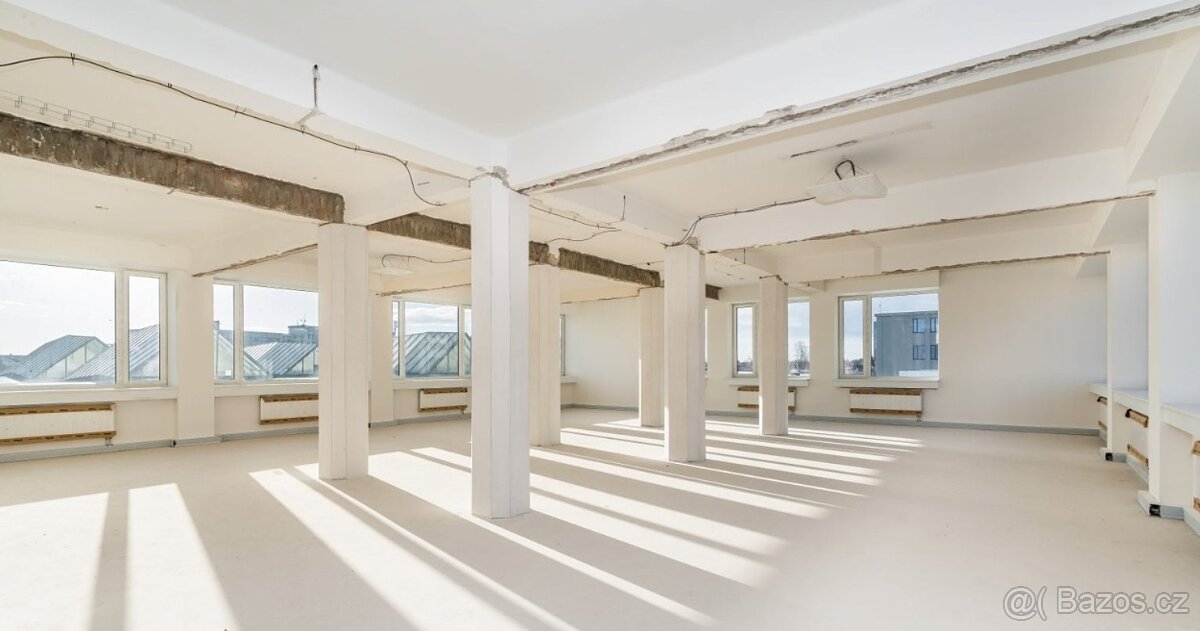 Nebytový objekt, Hradec Králové,prodej - 6