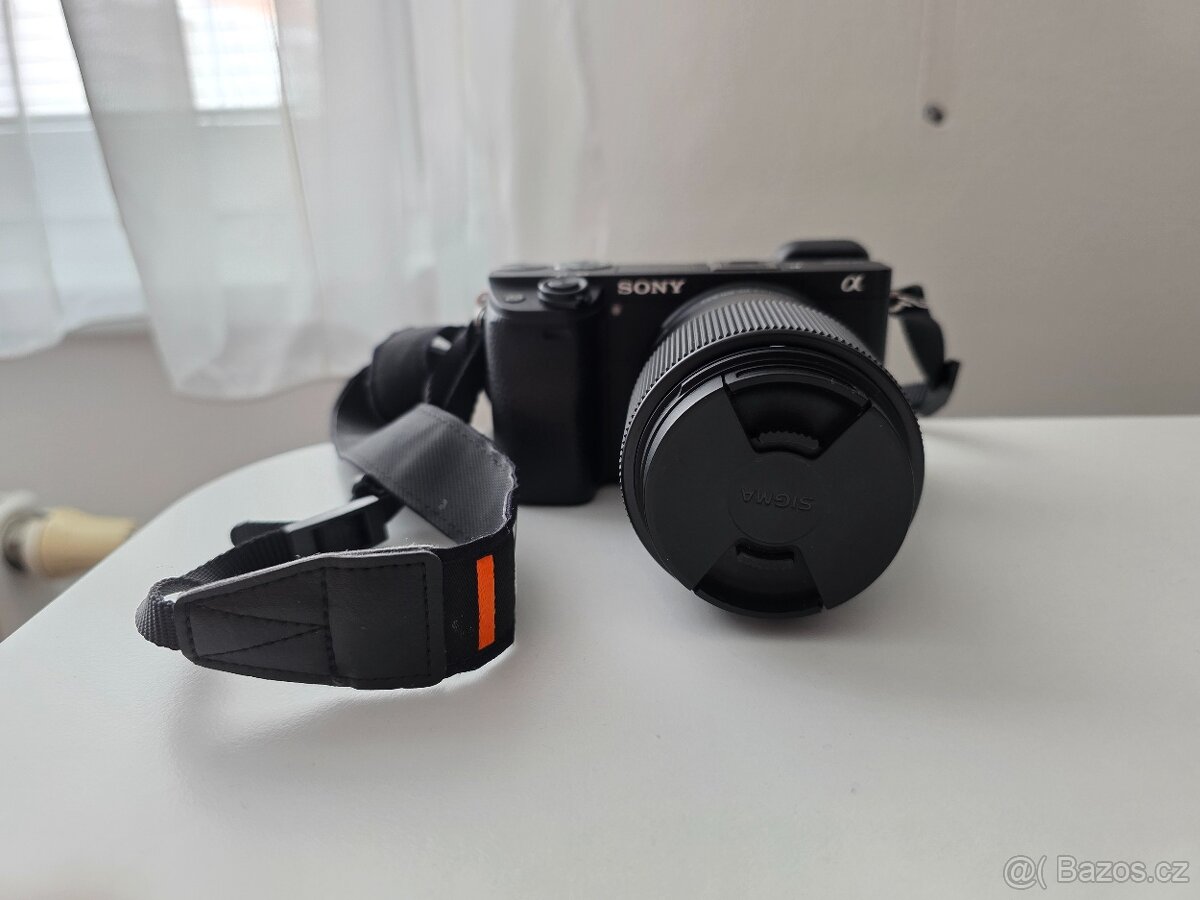 Sony A6300 + Sigma 30mm f1.4 - 6