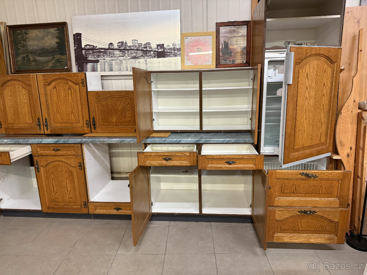 Dubová kuchyňská linka 370cm s lednicí - 6