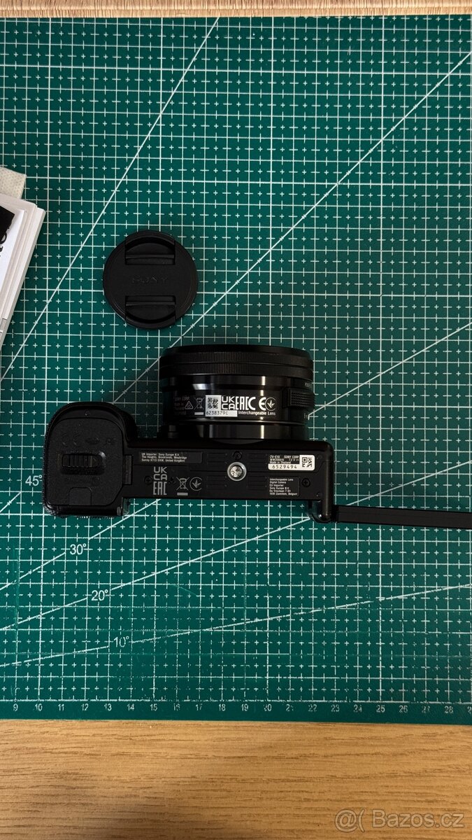 Sony Alpha ZV-E10 + objevit 16-50 mm f/3,5-5,6 - 6