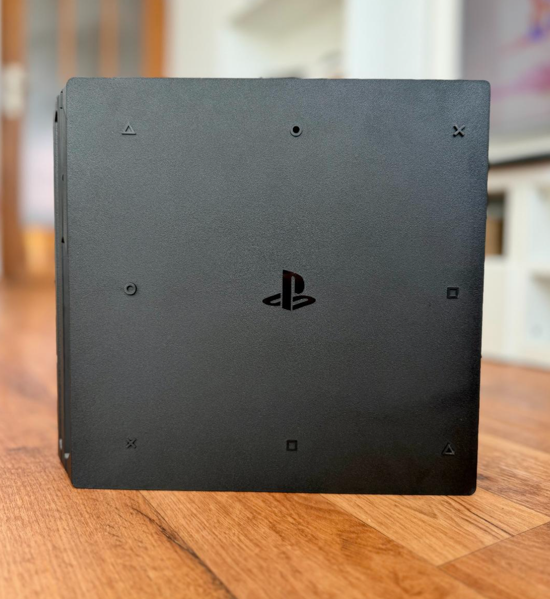 Sony Playstation 4 Pro 1TB (CUH-7216B) černá - 6