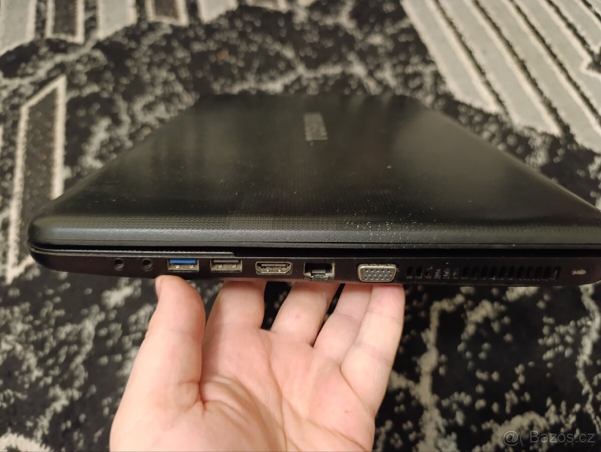 Notebook Toshiba Satellite C870-18Z – na náhradní díly - 6