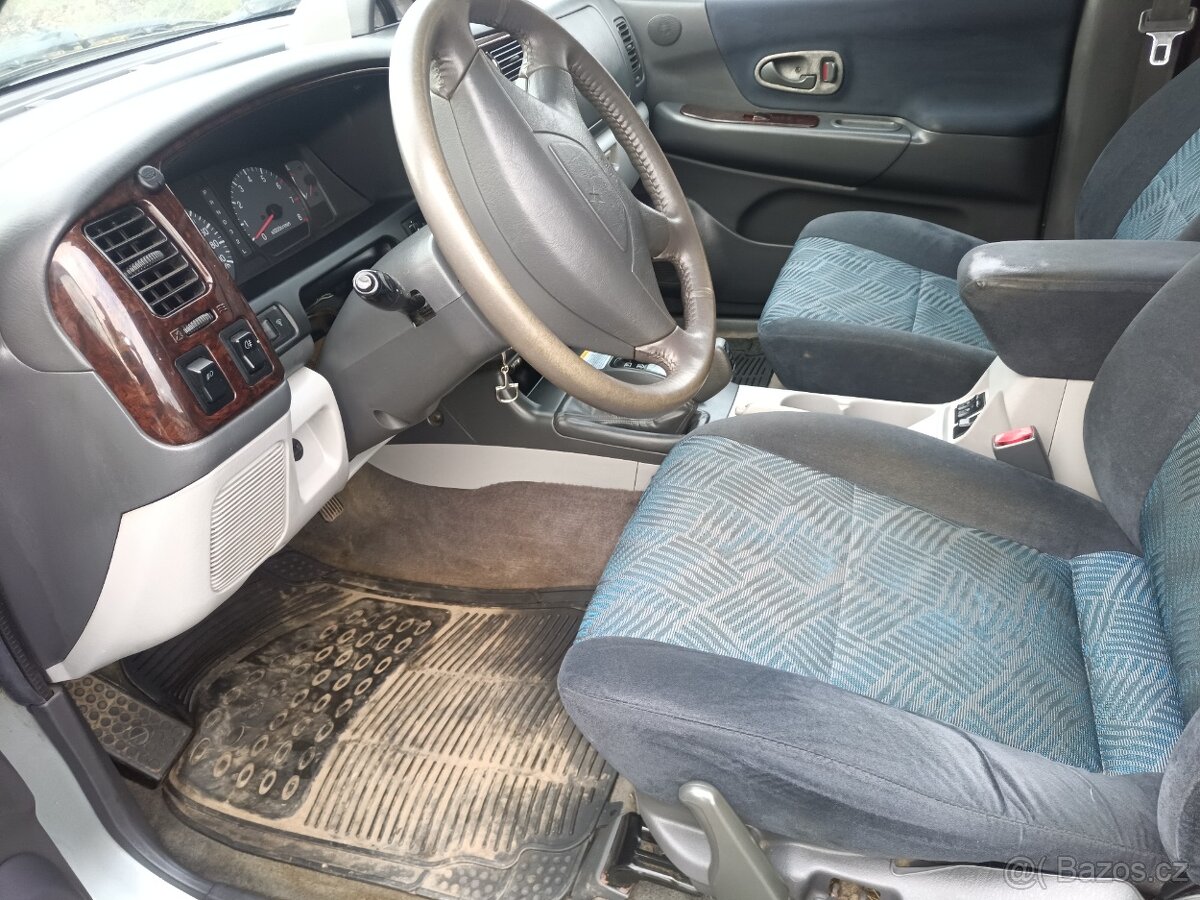 Mitsubishi Pajero Sport - 6