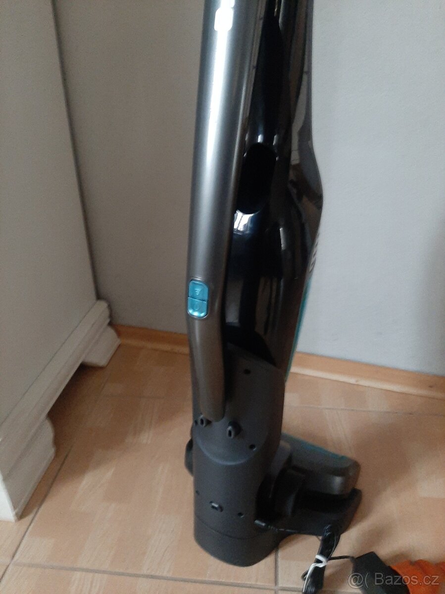 Prodám aku vysavač mop - 6
