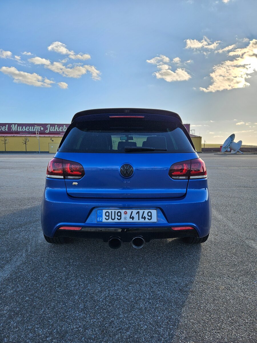 VOLKSWAGEN GOLF 6R - 6