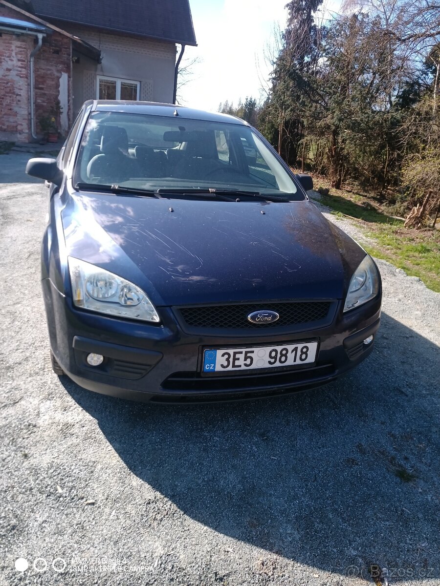 Ford Focus 1,6 74 kW - 6