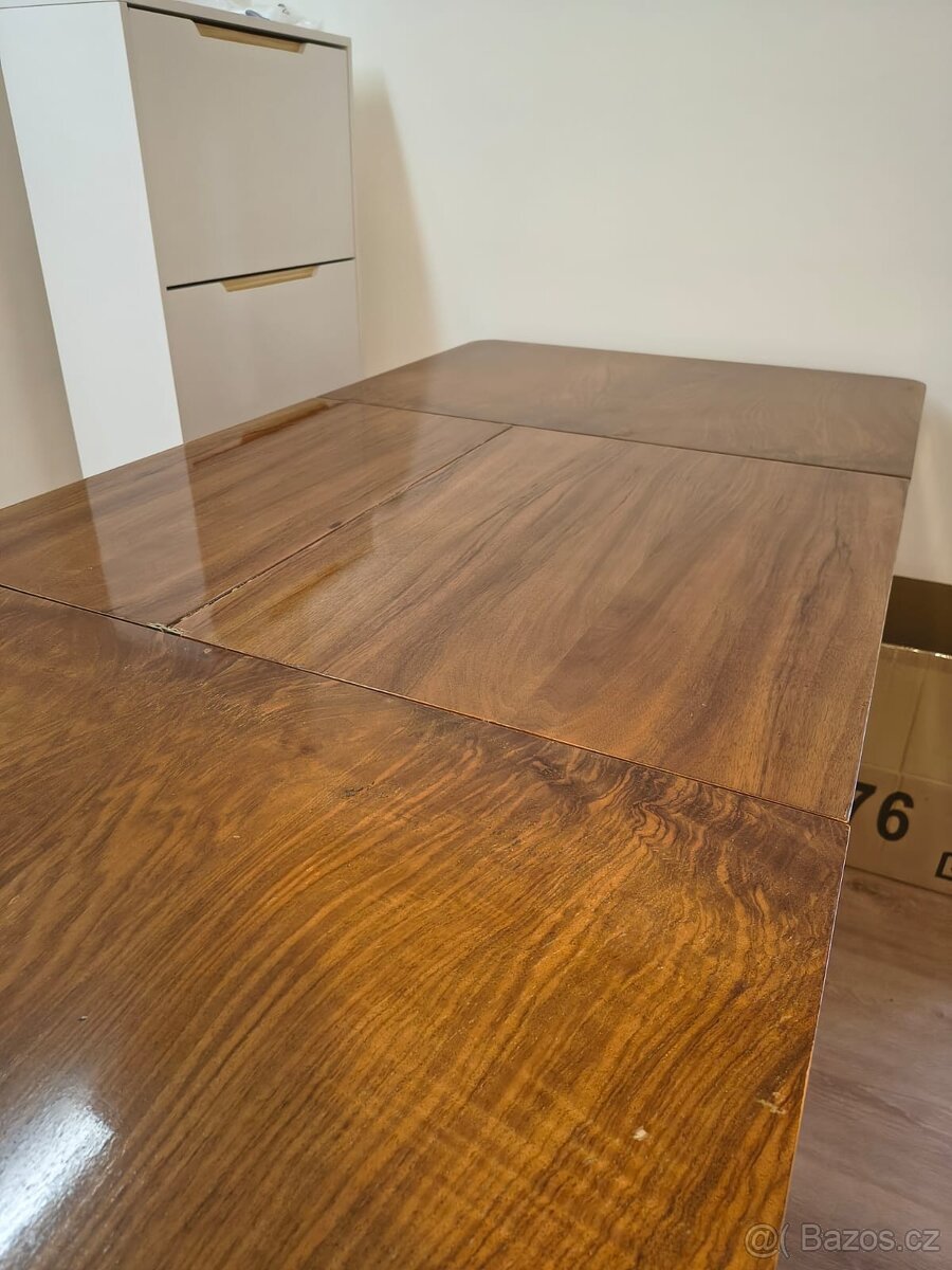 Jídelní rozkládací stůl – obdélníkový - 6
