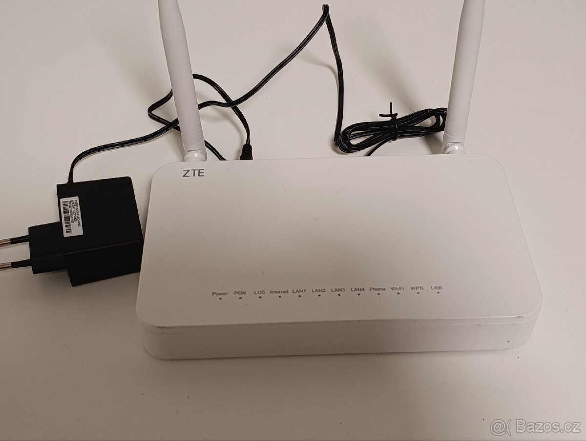 Dvoupásmový bezdrátový modem ZTE F670L - 6