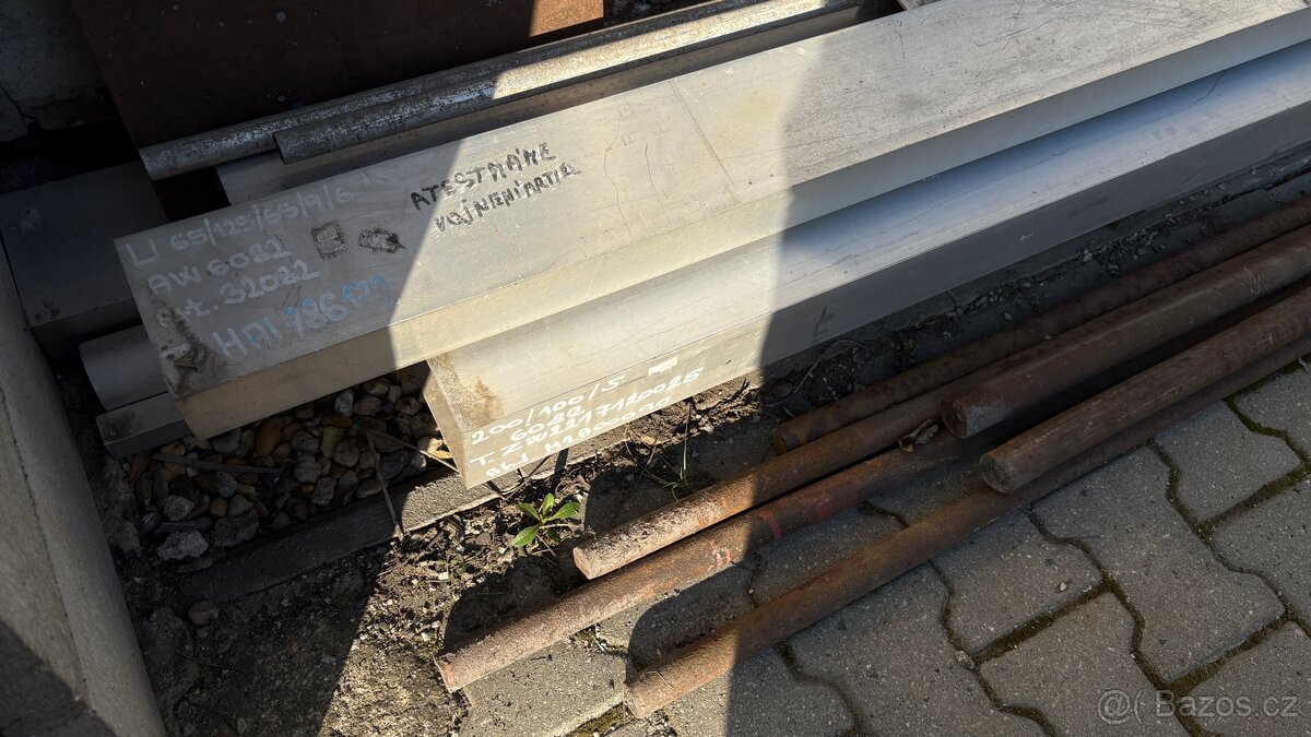 Hliníkové profily, ocelové kulatiny, Al trubky z nosítek - 6