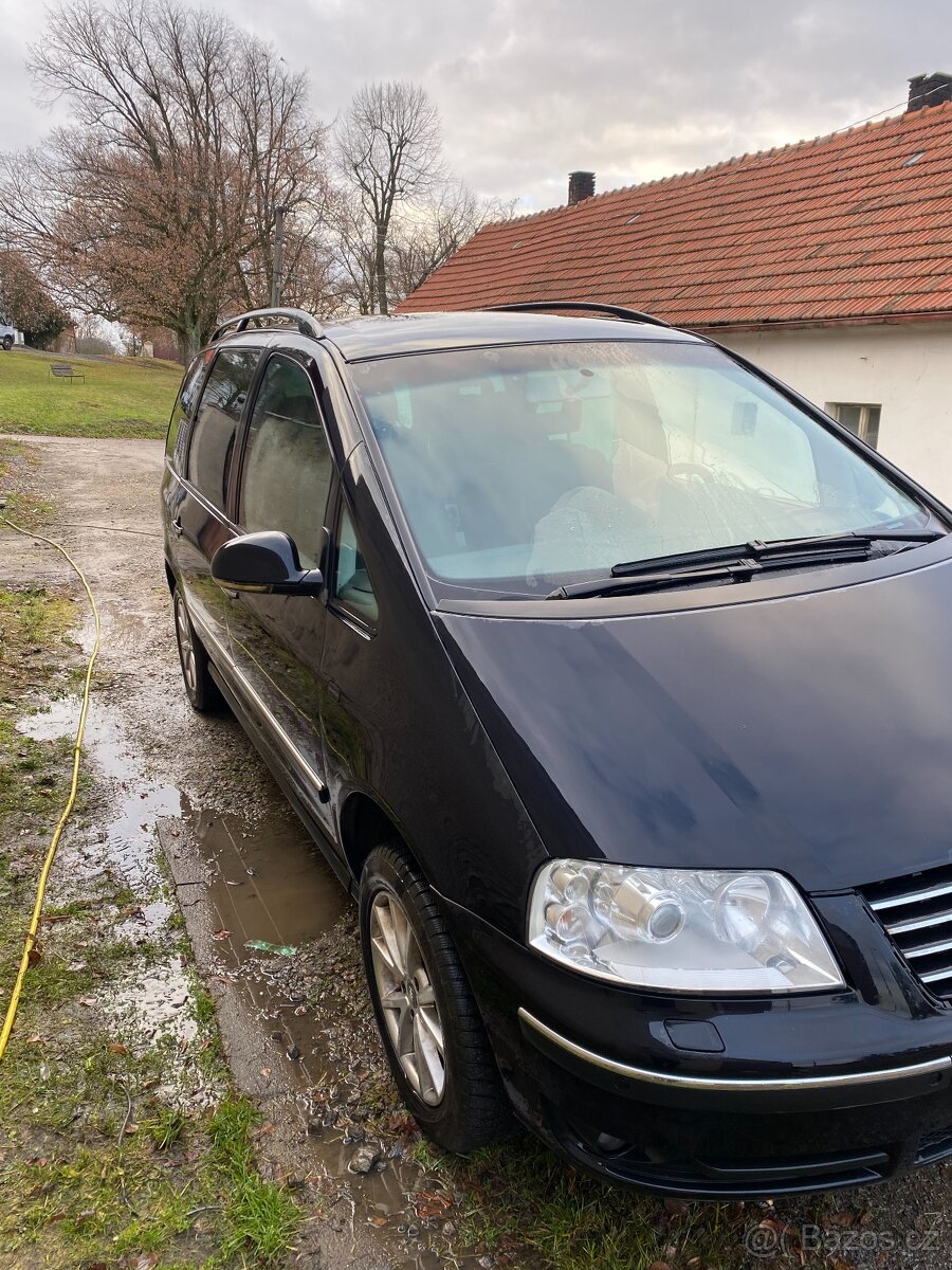 VW Sharan 2.0 tdi, facelift- Nová STK - 6