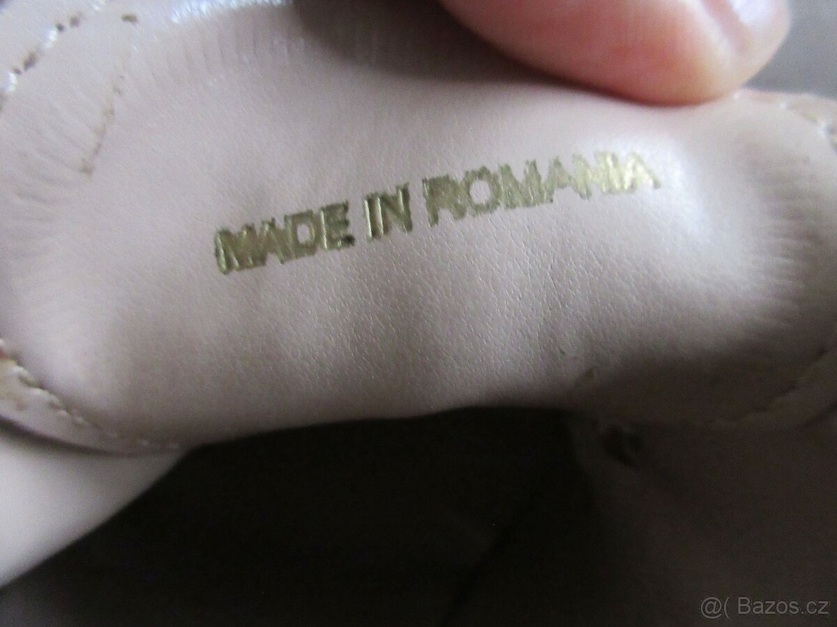 Dámské šněrovací boty - vel. 38. - 6