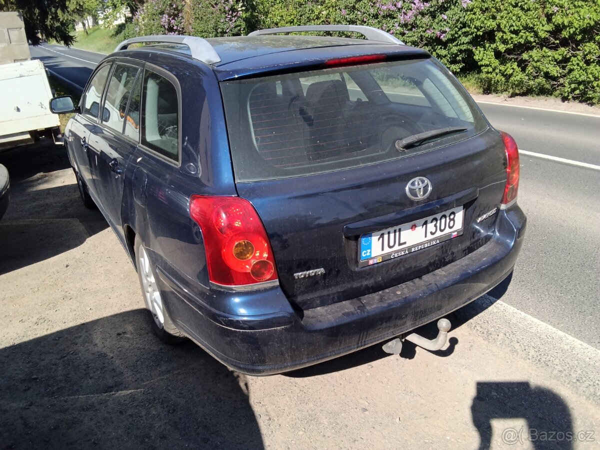 Toyota Avensis - 6