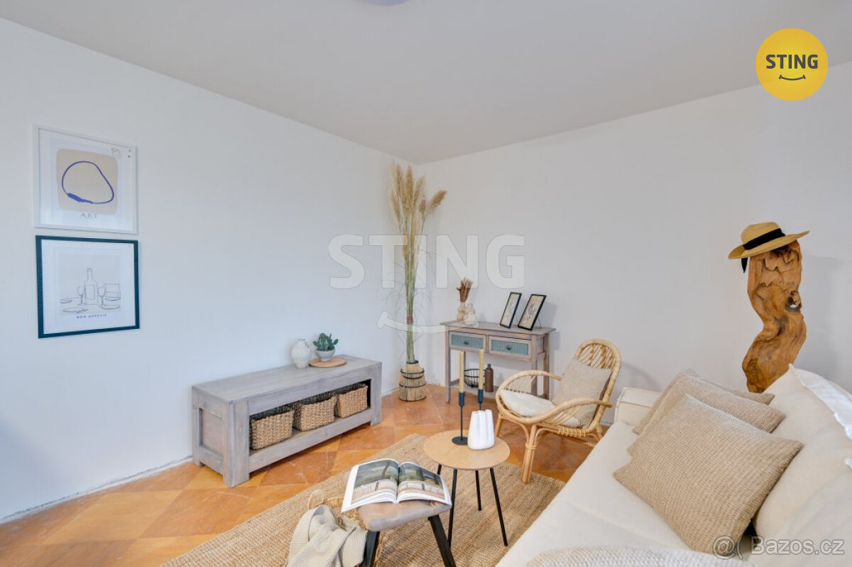 Nabízíme vám dům po rekonstrukci vnitřních prostor o, 132514 - 6