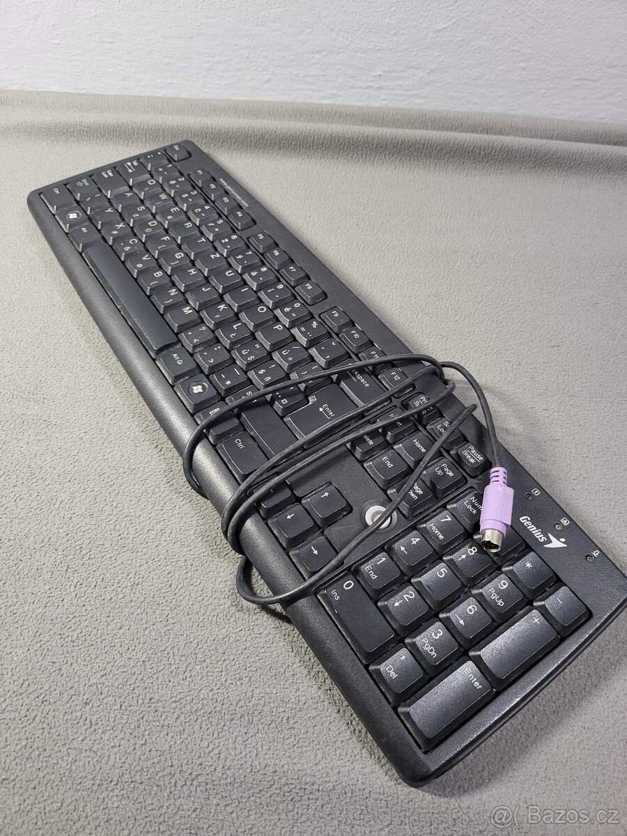 2× drátová klávesnice Genius – USB a PS 2 připojení - 6
