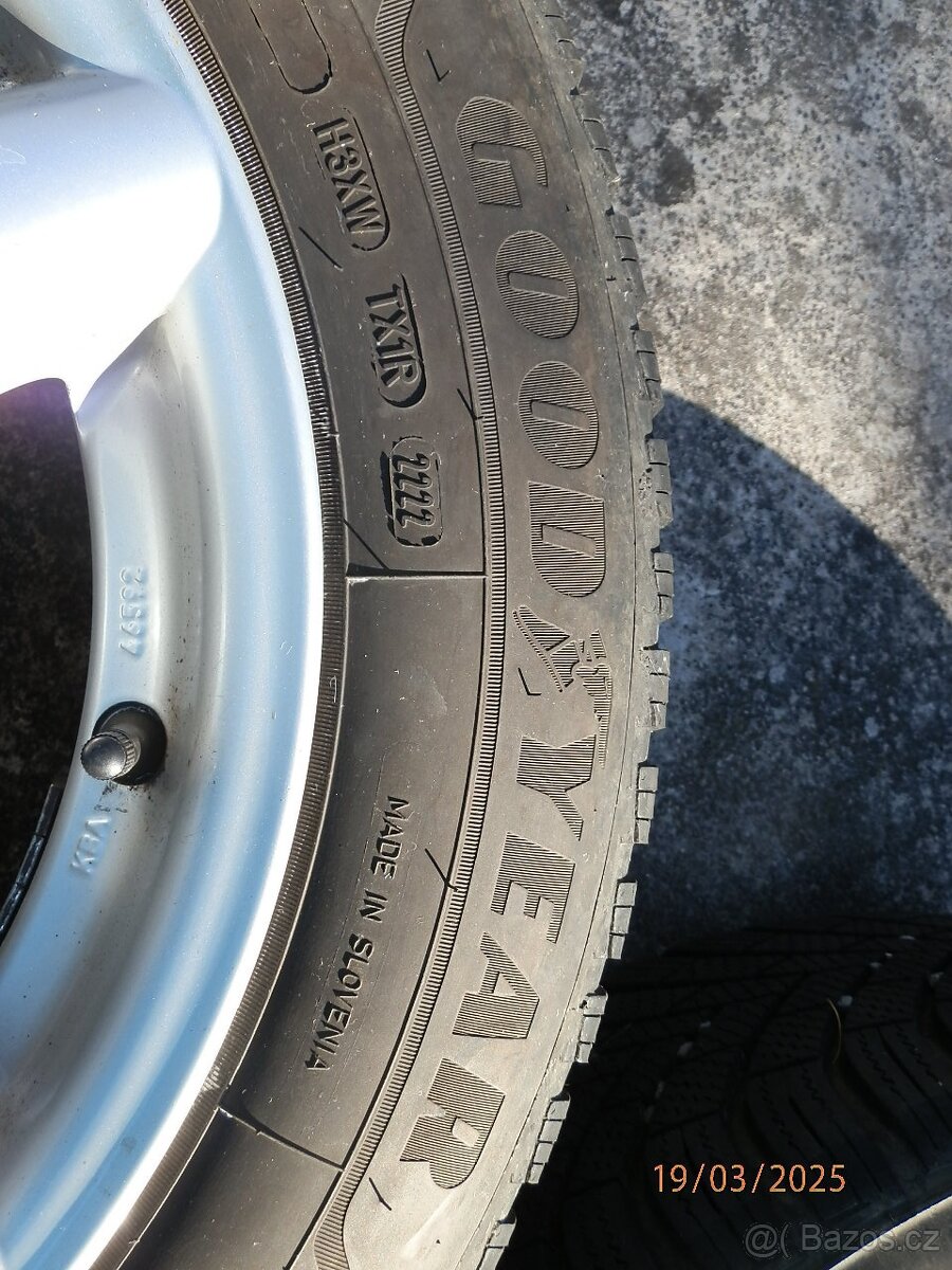 Alu kola a zimní pneu 205/60 R 16 - 6
