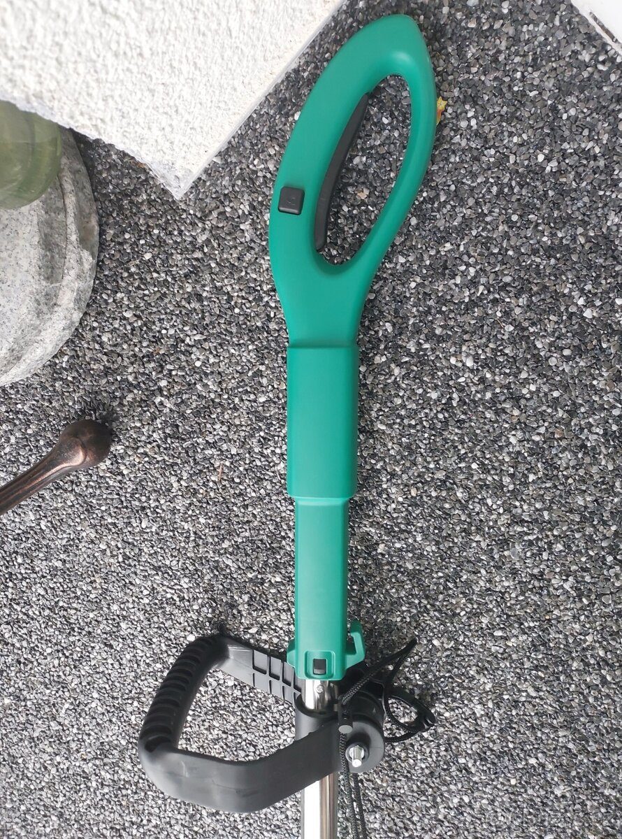 Akumulátorový sekačka na trávu - 6