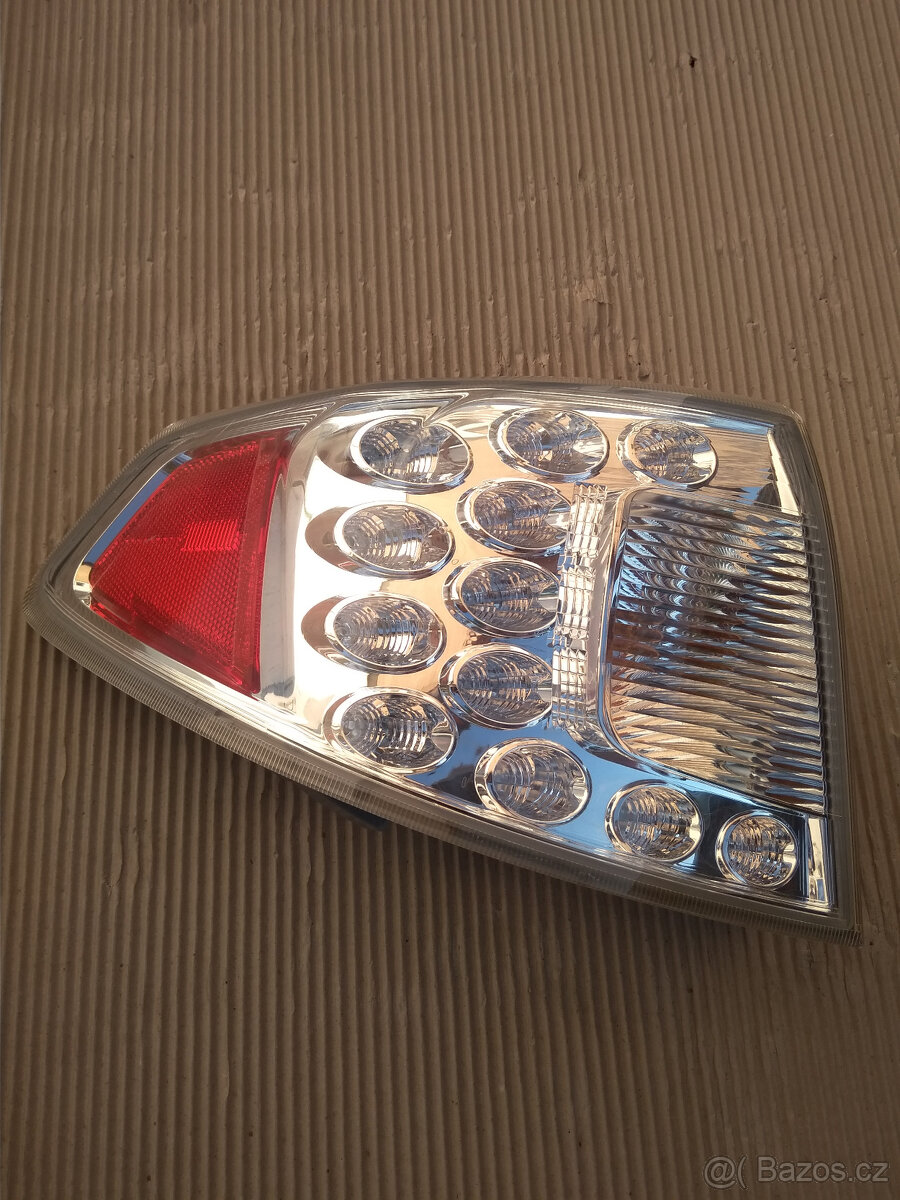 Subaru Impreza III zadní světlo 2010r. - 6