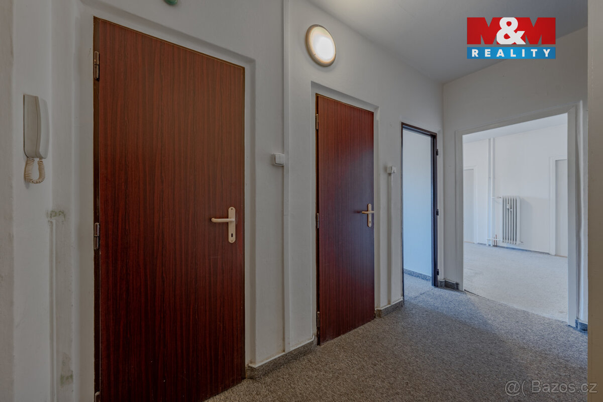 Prodej bytu 3+1, 60 m², Valašské Meziříčí, ul. Křižná - 6