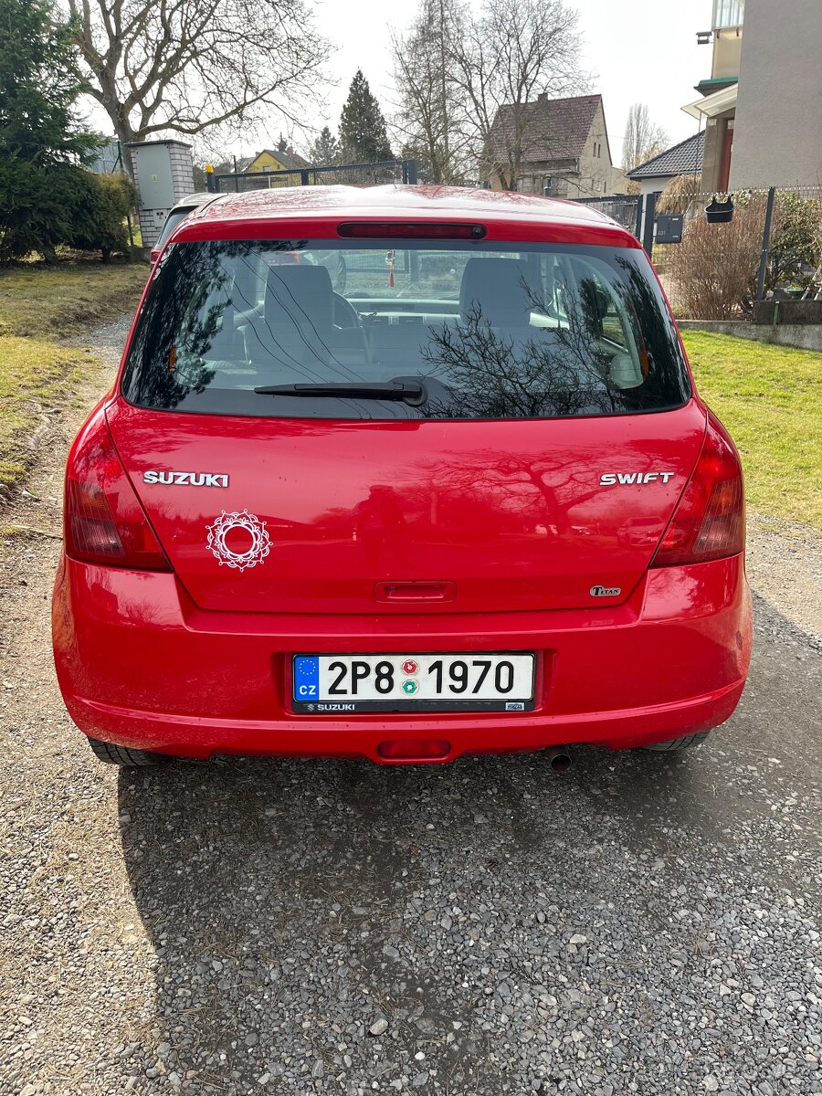 Suzuki Swift 1.3 - 6