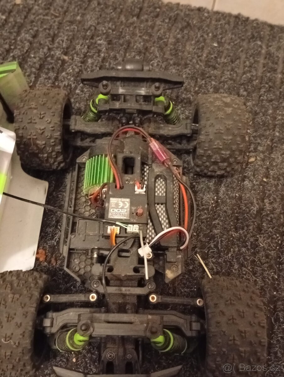 RC auto Maerick Atom - 6
