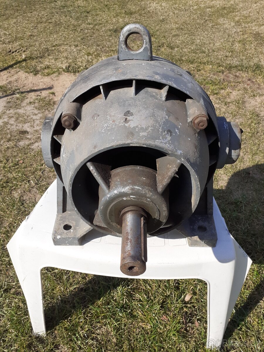 Prodám hliníkový elektromotor AEG - 6