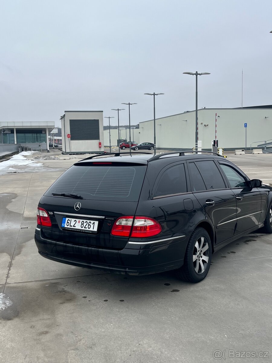 Mercedes E270 - 6