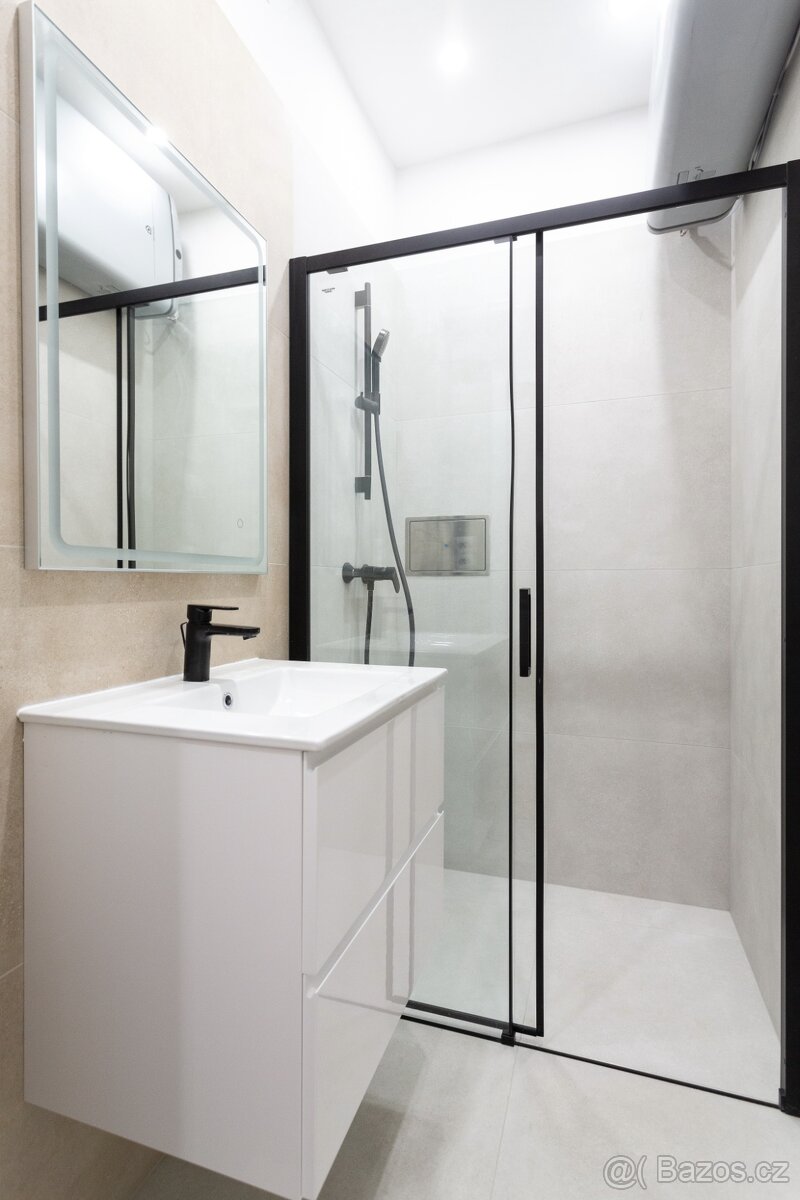 Byt 3+kk po rekonstrukci v ulici Legerova 18, Praha 2 - 6