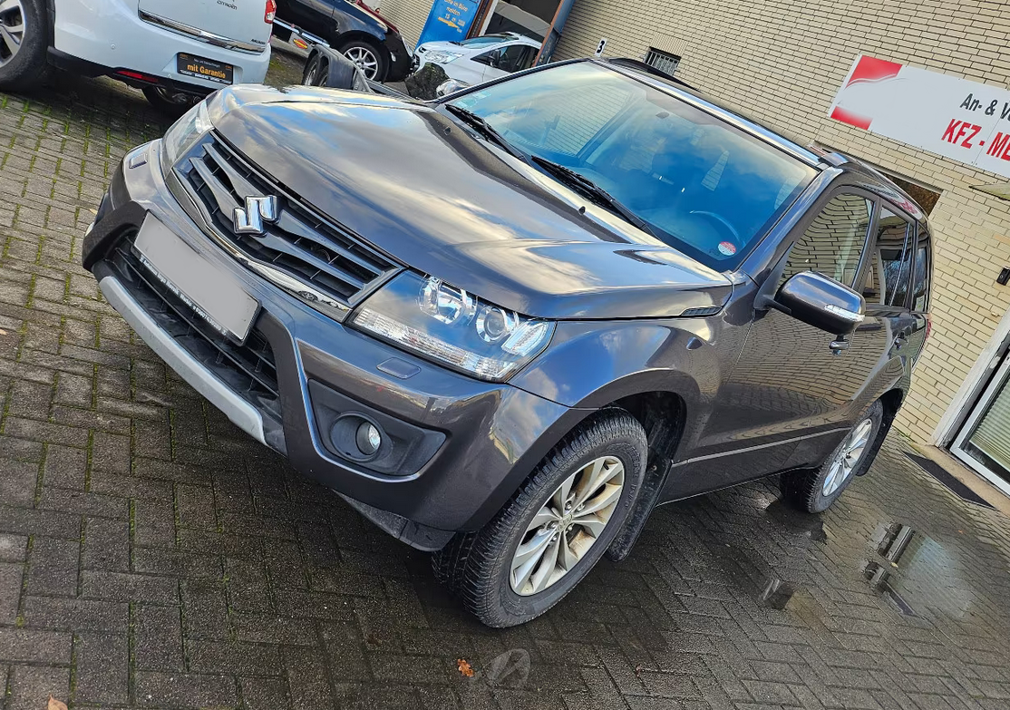 Suzuki Grand Vitara 2.4i Comfort benzín 124kw - 6