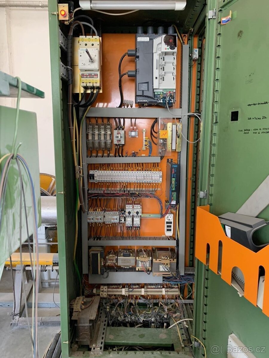 Dvouzkrutový stáčecí stroj STOLBERGER DVG 1000 - 6