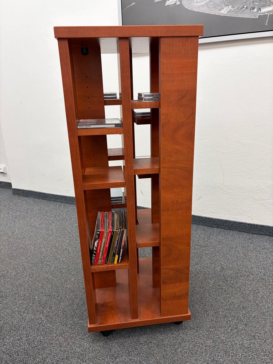 Skříňka (původně na cd) 37x37x100 - 6