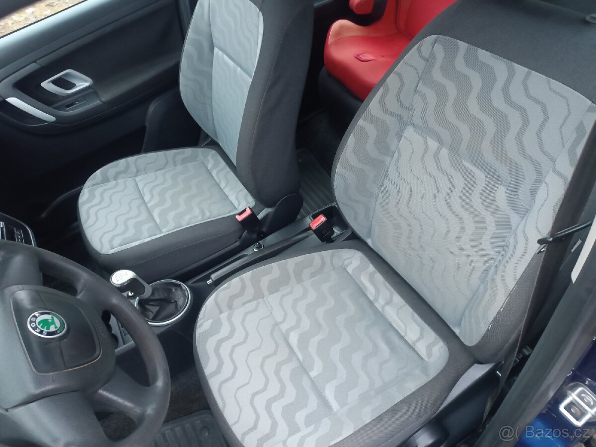 Škoda Fabia II 1, 4 16V NOVÁ STK, závěs - 6