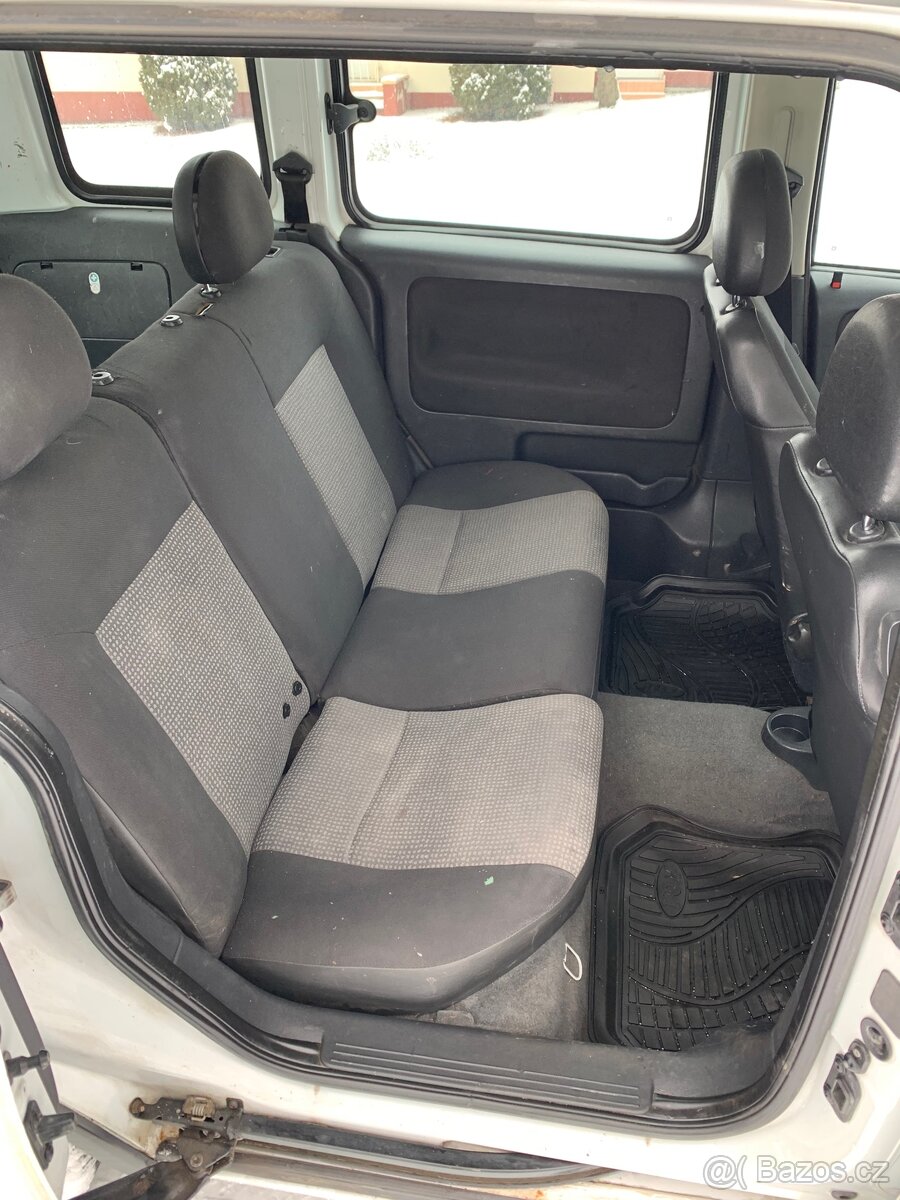 Opel combo-c 1.4 benzín 16v 5 místné - 6