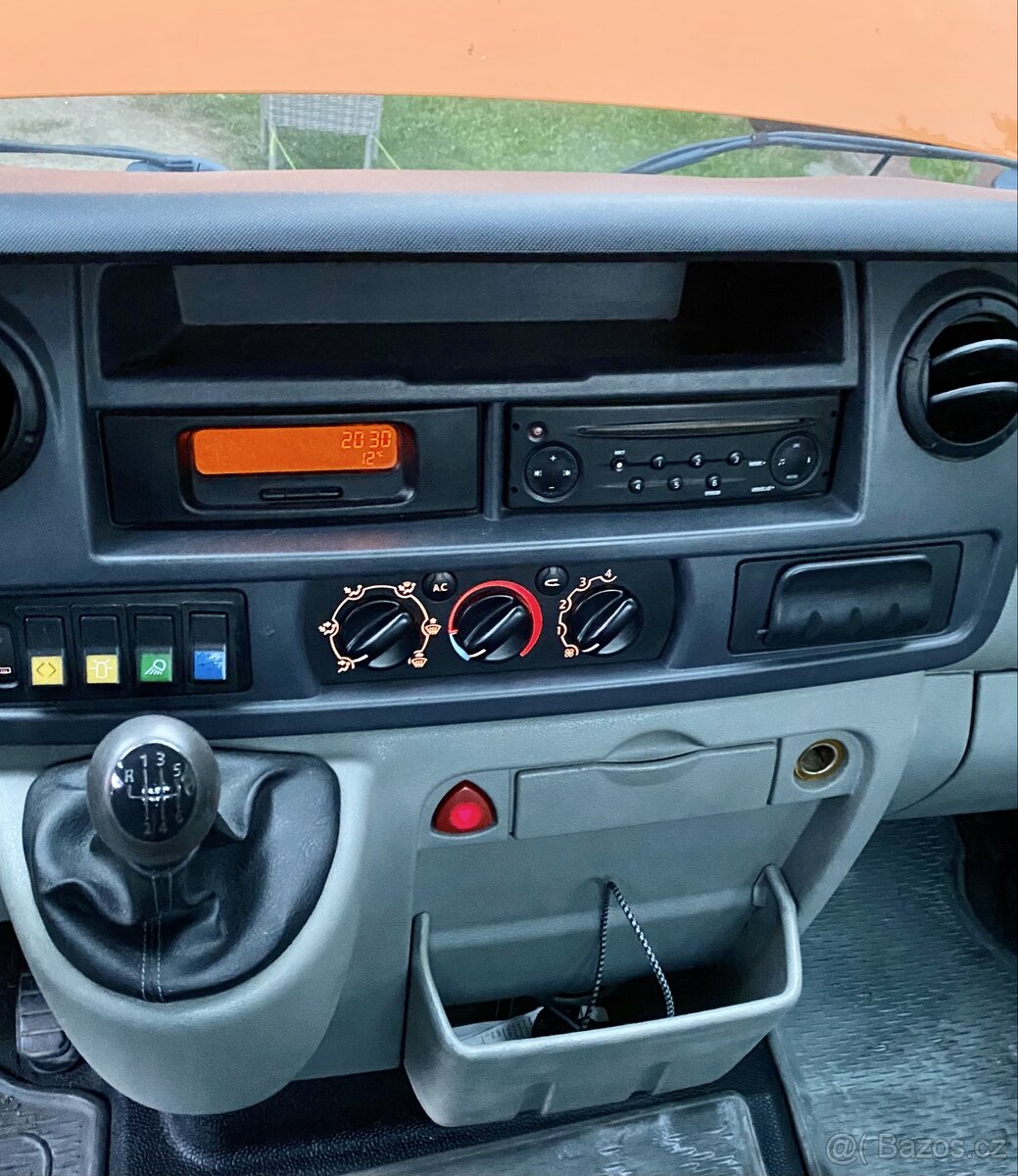 Odtahovka Nissan Interstar 2.5 dci 2008 124000km - 6