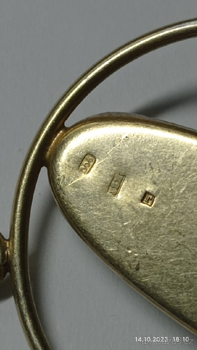 Stříbrný přívěsek - 6