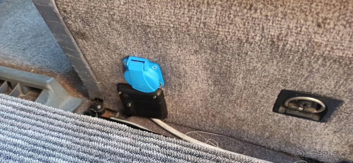 Mercedes Benz 110TD Vito - 6