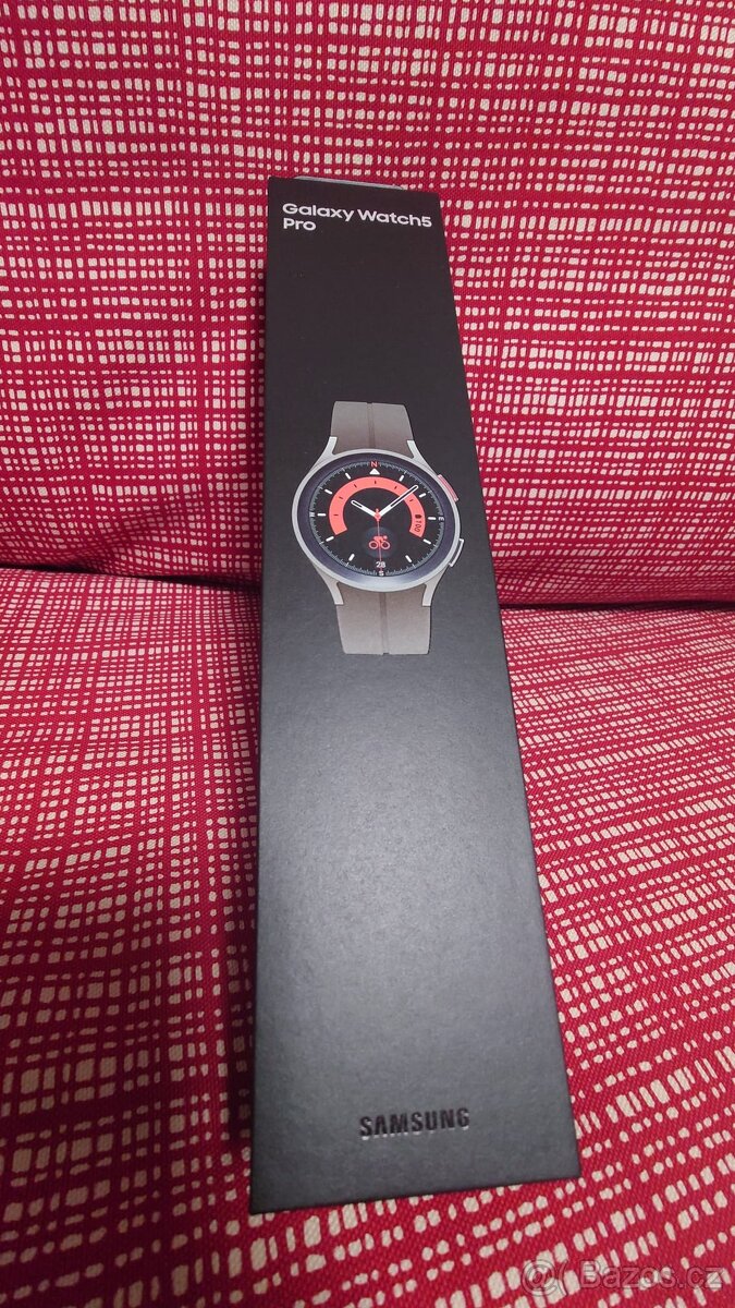 SAMSUNG Galaxy Watch 5 Pro (45 mm) LTE šedé - 6