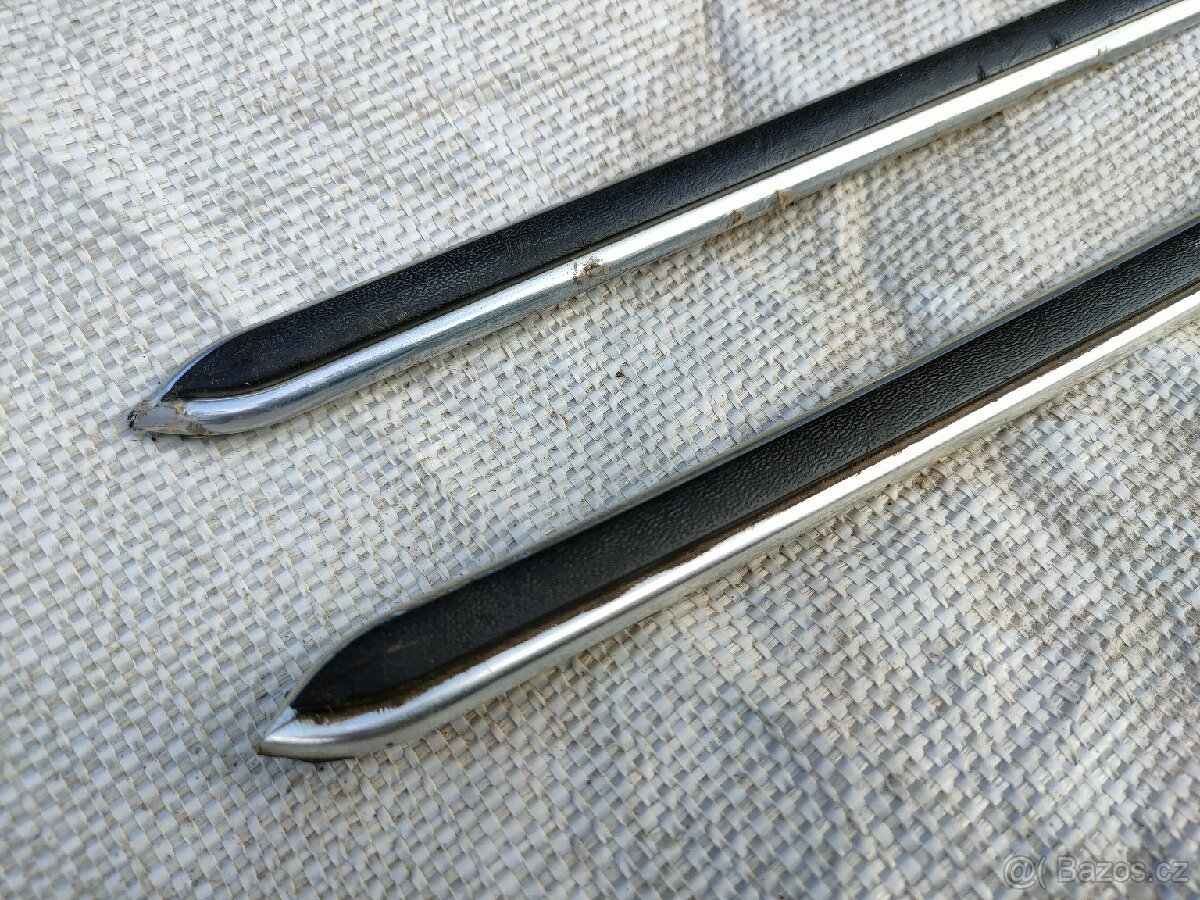 Camaro 2. generace - lišty na přední blatniky - 6