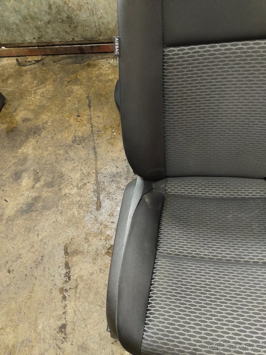 Sedačky Golf VI - HB - 6