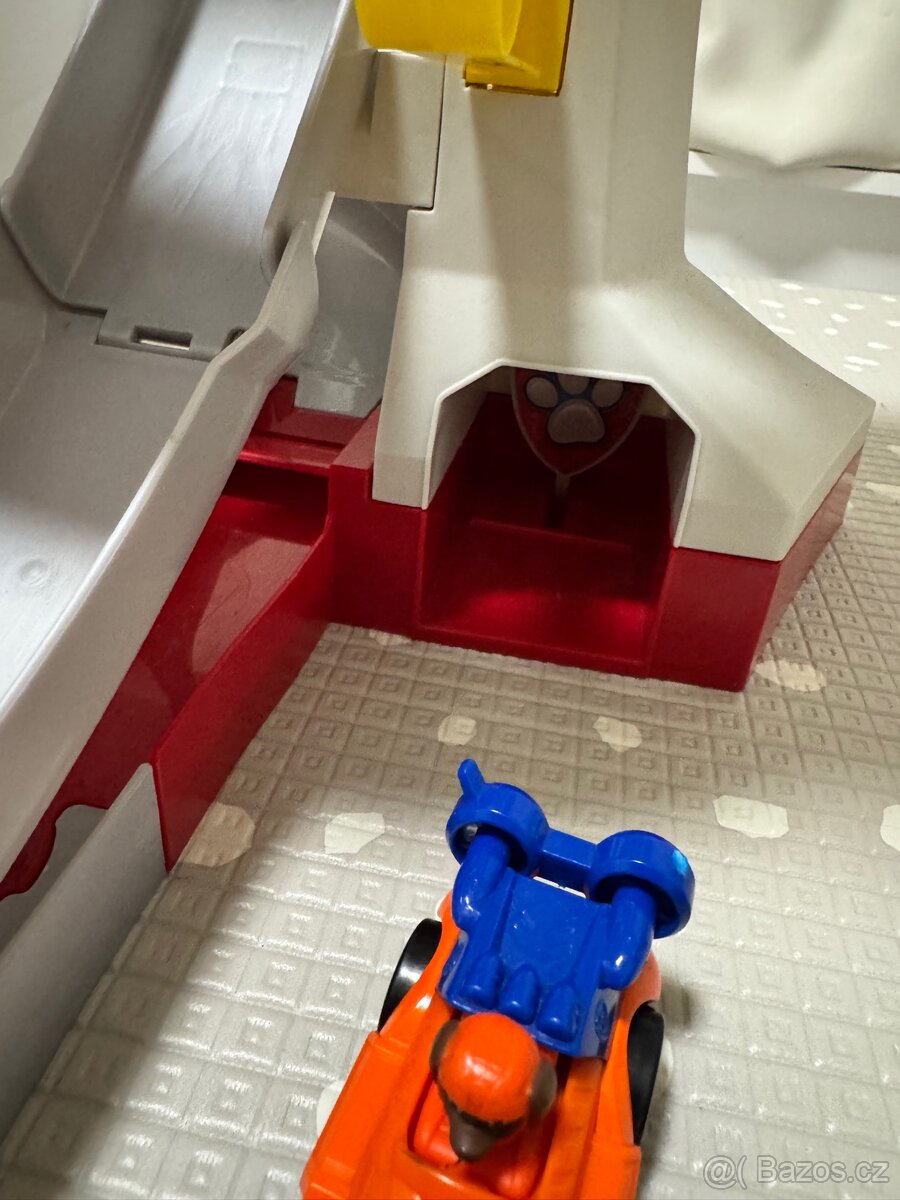 Vez, centrala tlapkova patrola - 6