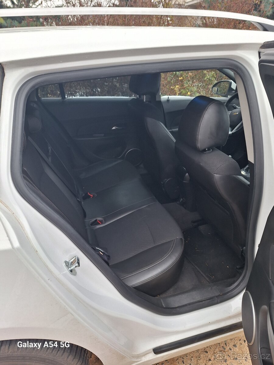 Chevrolet Cruze Combi - 6