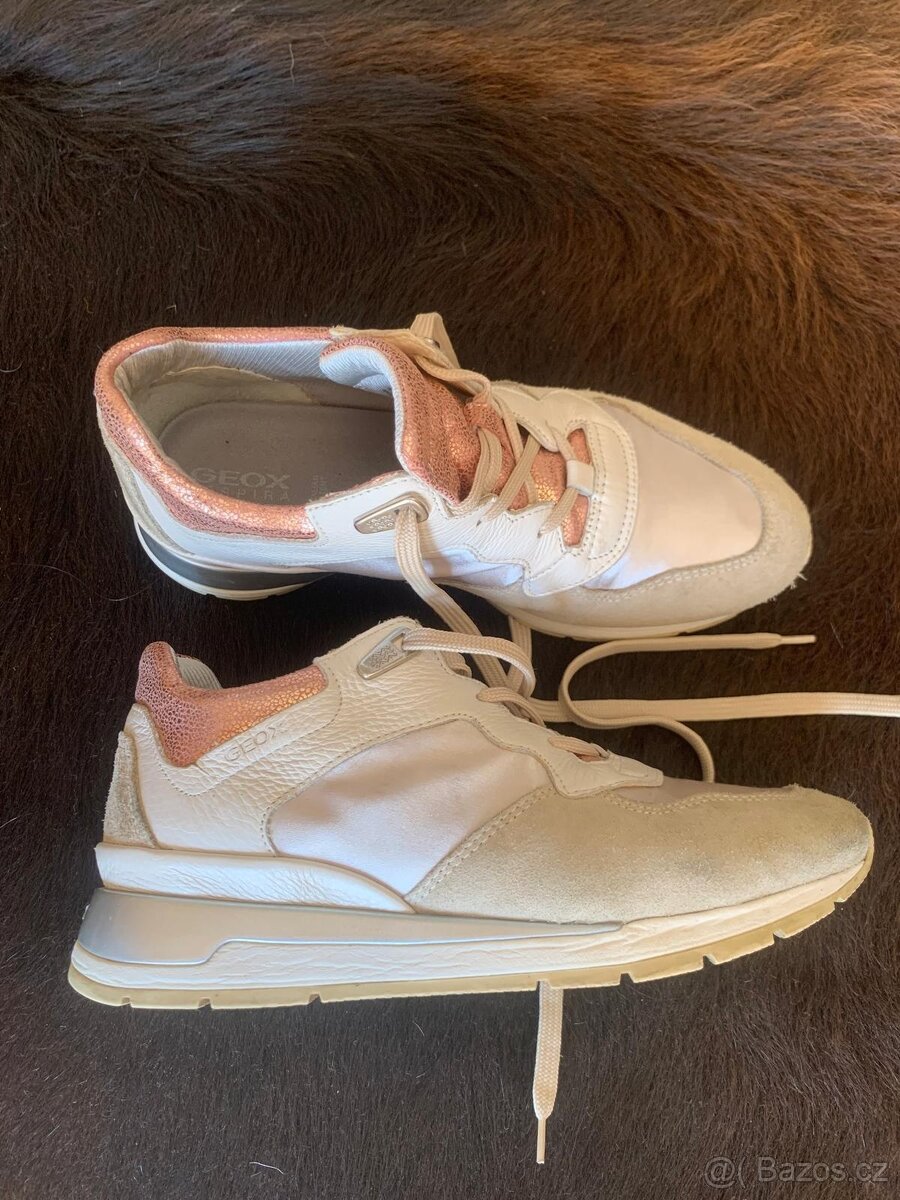 Dámské tenisky, kozačky, sandále na podpatku - 6