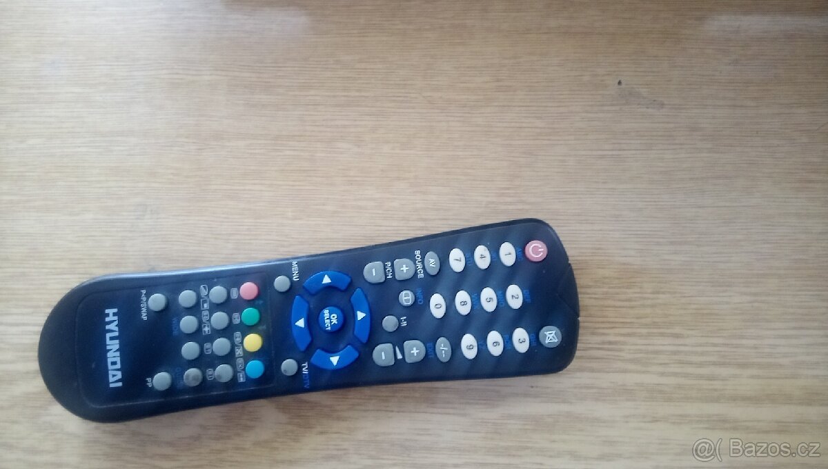 Prodám TV HYUNDAI+VCR FUNAI+SLUCHÁTKA SONY - 6