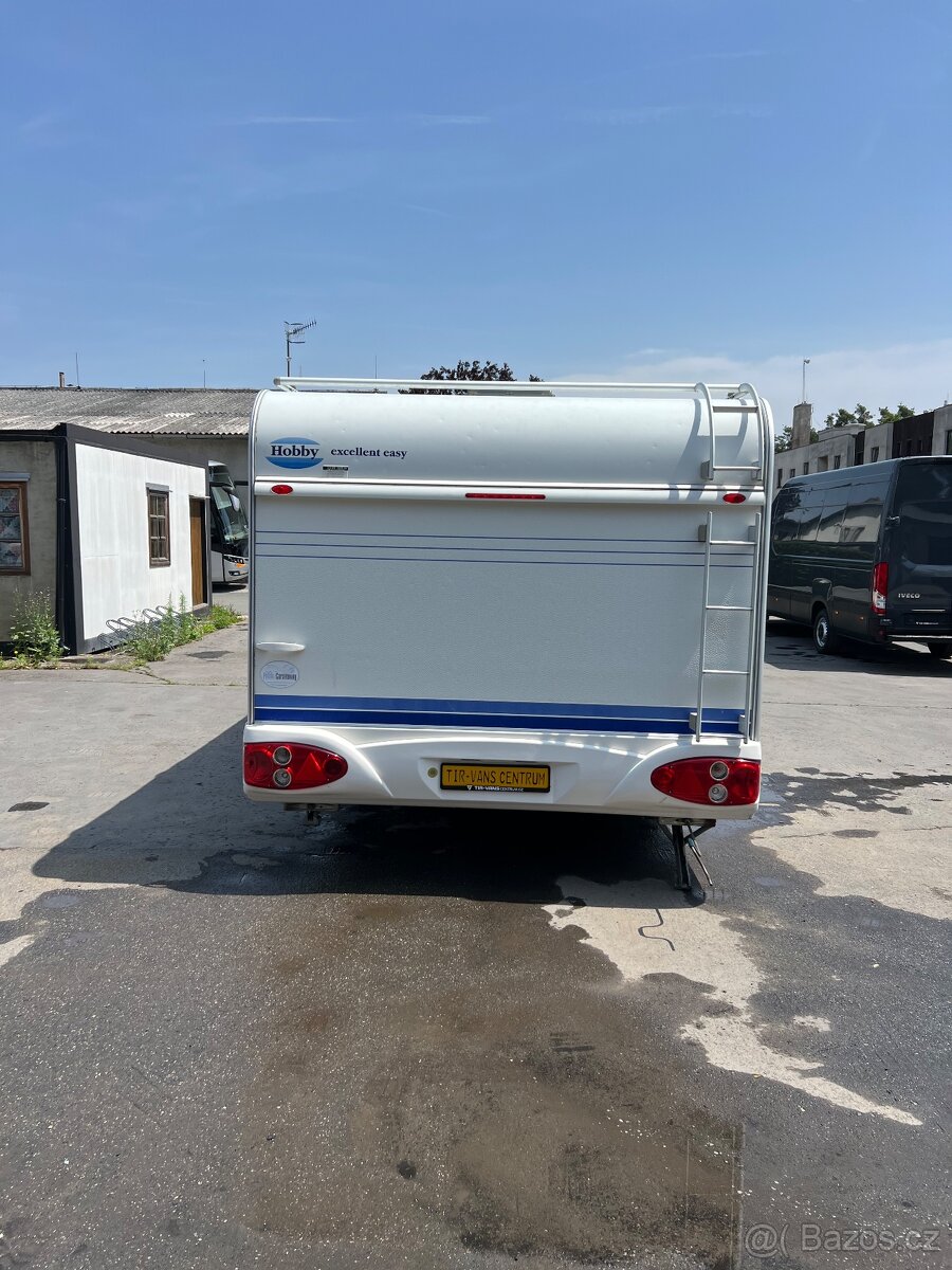 OBYTNÝ PŘÍVES HOBBY 560 - 6