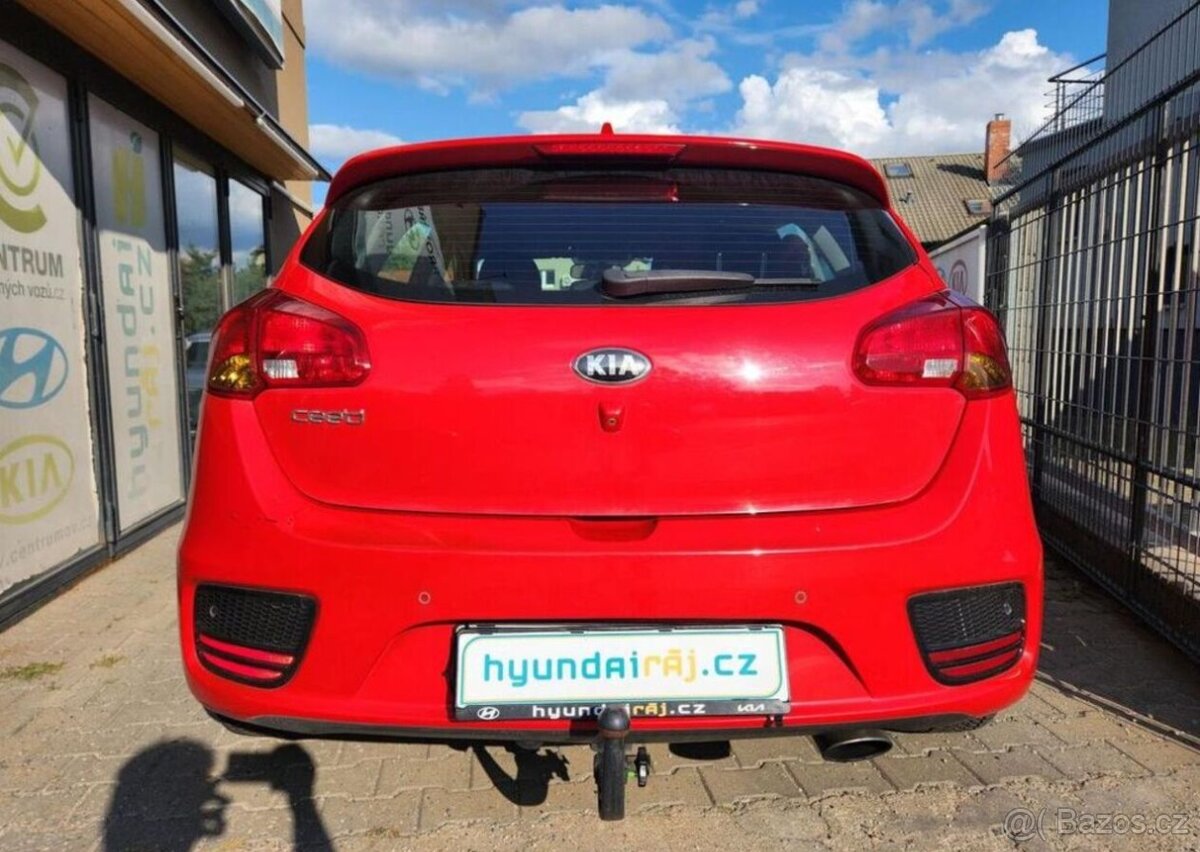 Kia Cee´d 1.6-NAVI-KAMERA-TAŽNÉ-ISOFIX - 6