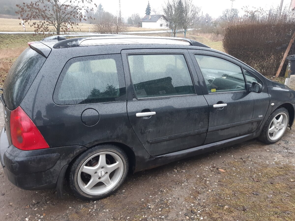 307 SW 1.6i Premium 7 mís - 6