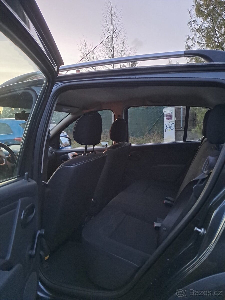 Dacia Sandero Stepway 1,6 benzin 2009 - 6