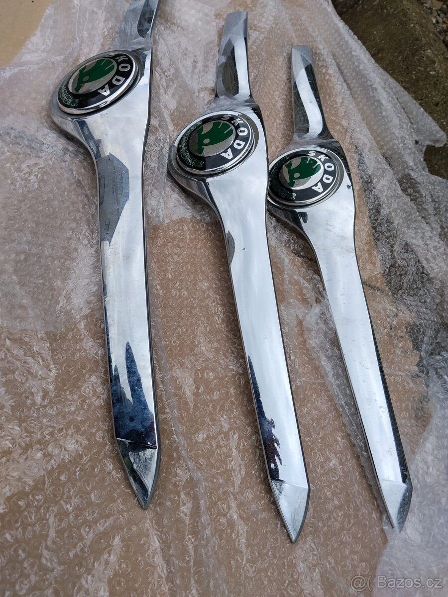 Škoda Superb 2 - maska kapoty - 6