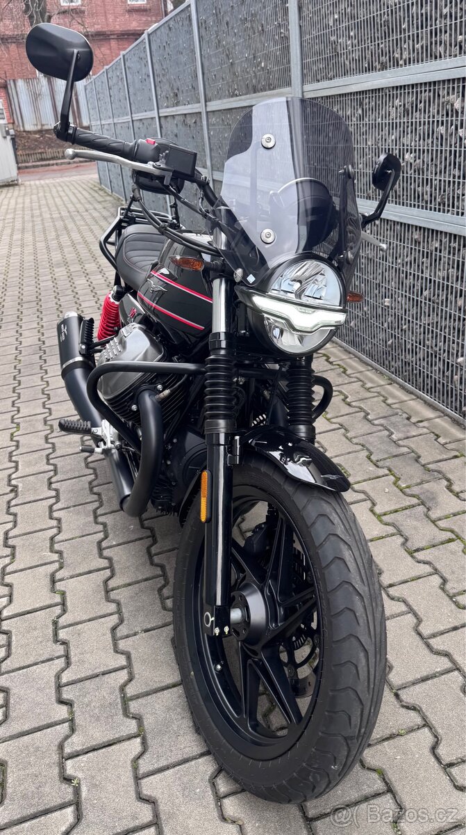 Moto Guzzi V7 Special Edition - 6