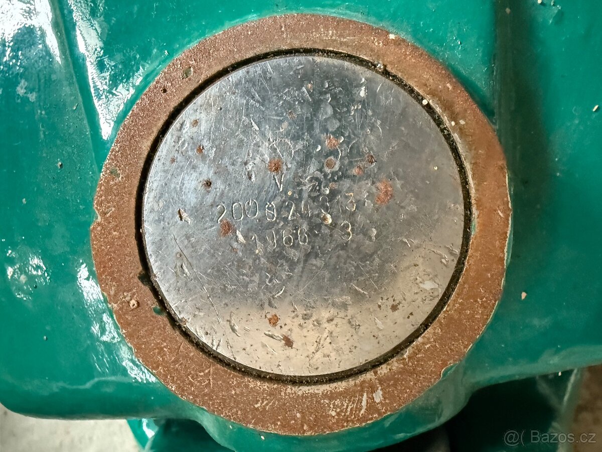 Strojní svěrák 200 mm - 6